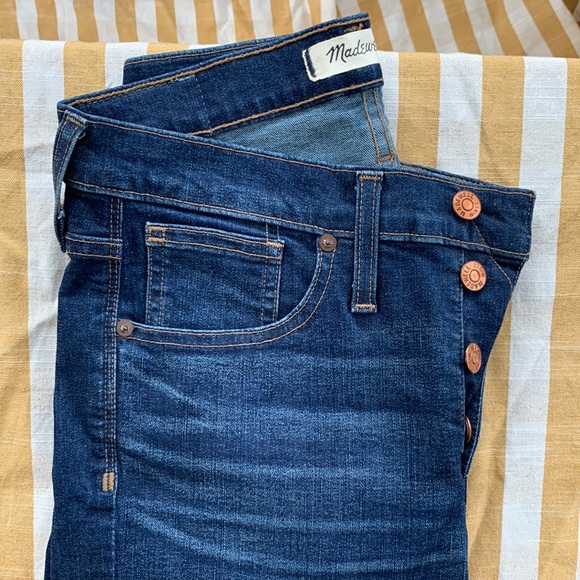 Madewell 9" Mid-Rise Skinny Jeans: Button-Front Edition- 28 Petite - Picture 6 of 14